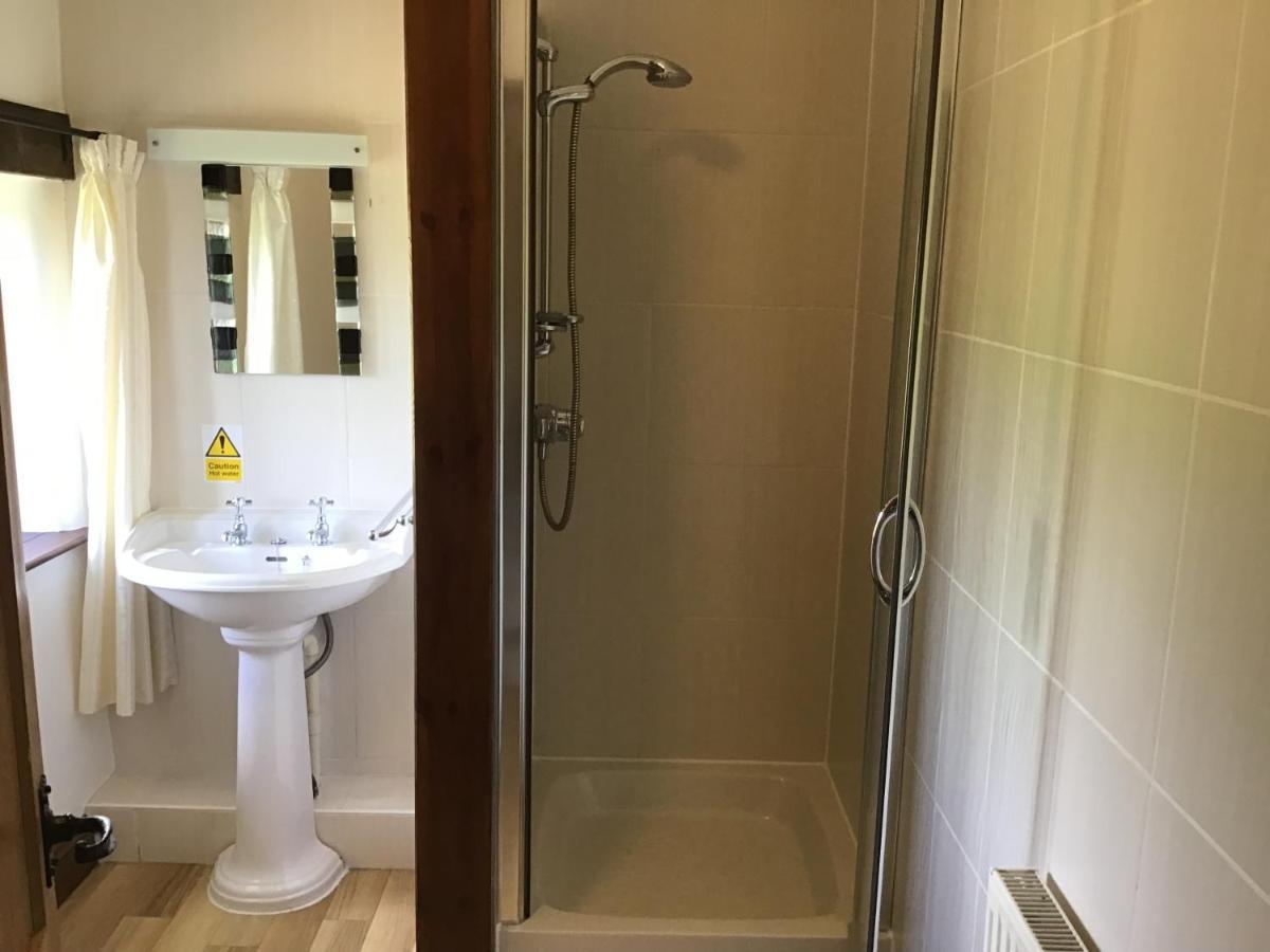 Owletts Barn B&B Bodmin Eksteriør billede
